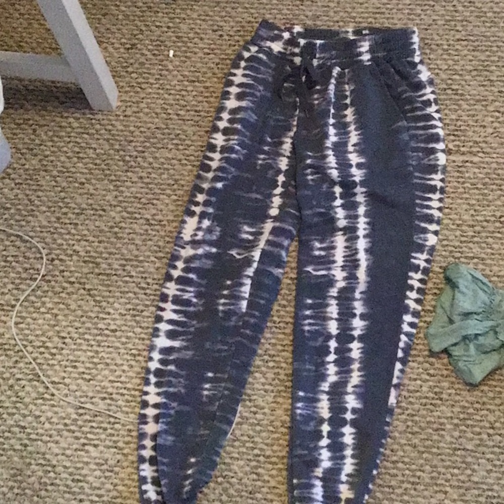 Comfy sweatpants pockets colorful
